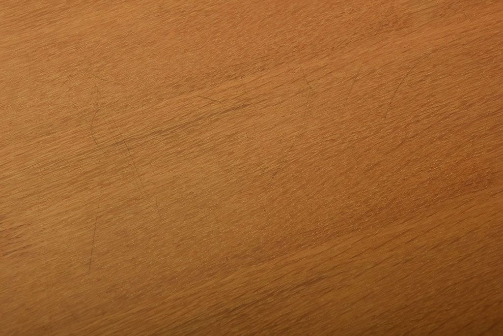 中古 天童木工 ナラ材のラウンドダイニングテーブル | ラフジュ工房