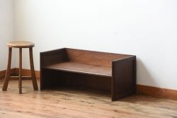 アンティーク家具　和製アンティーク　古い木製のシンプルな机(飾り棚)
