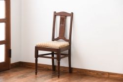 アンティーク家具　イギリスアンティーク　彫刻が美しいオーク材の大ぶりなダイニングチェア(2)