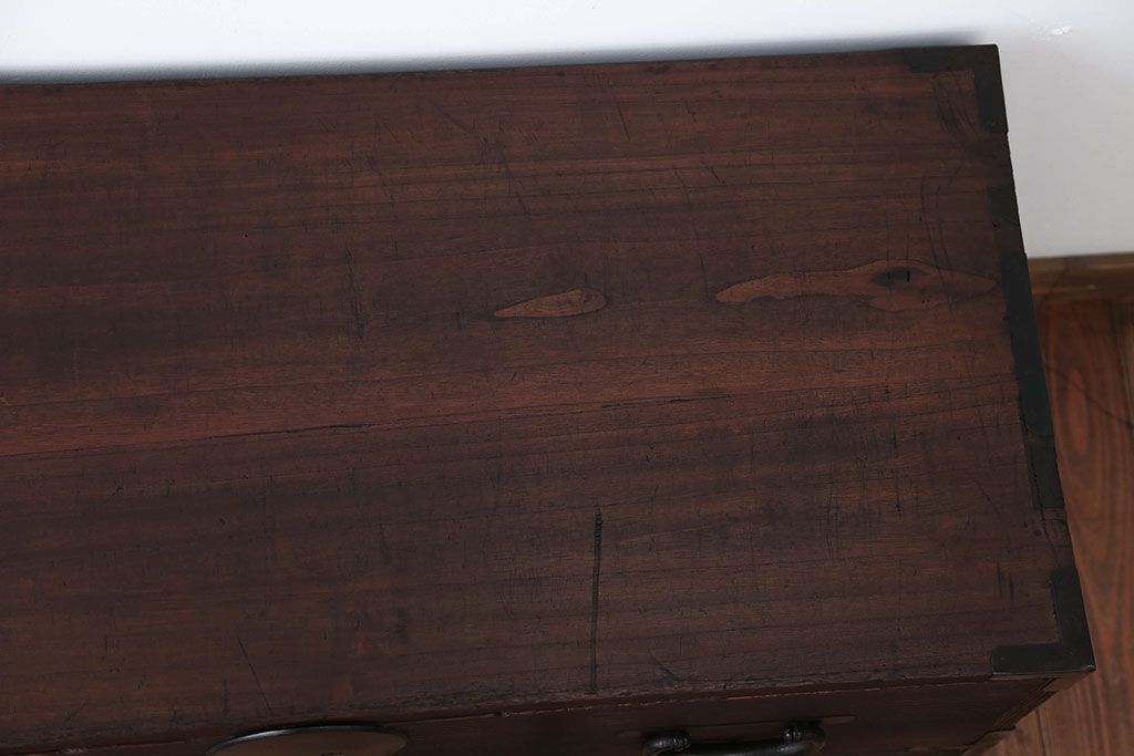 アンティーク家具　和製アンティーク　シンプルな丸金具の桐箪笥ローボード(桐たんす)