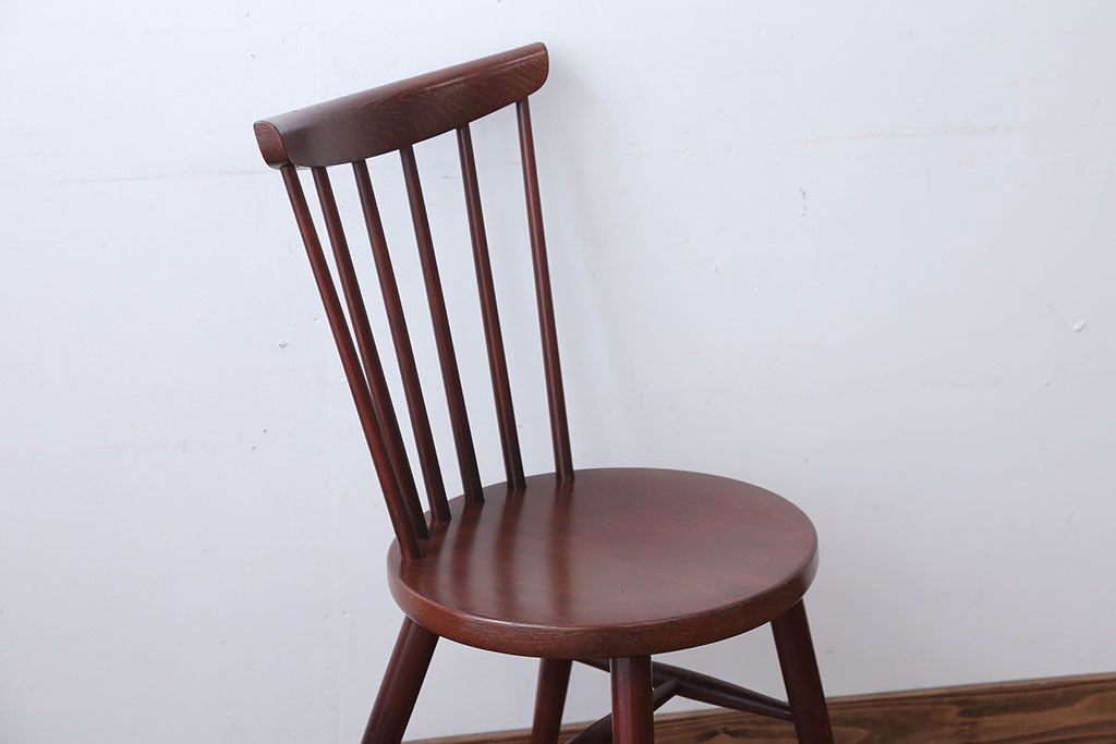 中古　秋田木工　レトロなスピンドルチェア(ダイニングチェア)(1)