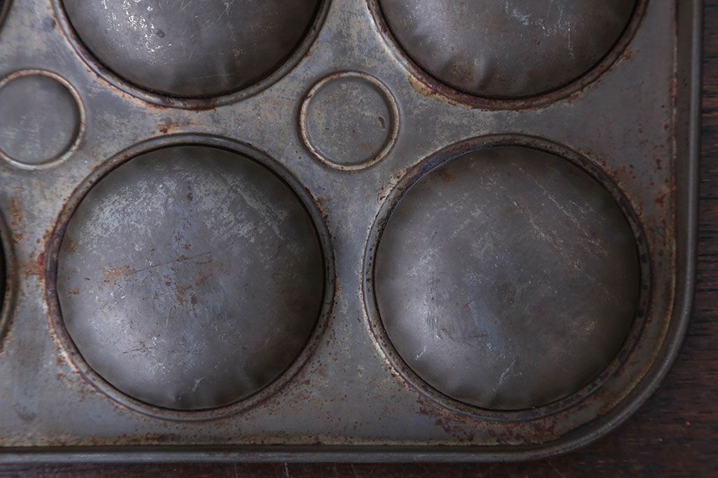 アンティーク雑貨　イギリスアンティーク　古いブリキ製　ケーキの焼き型　baking tin(ベーキング ティン)(1)