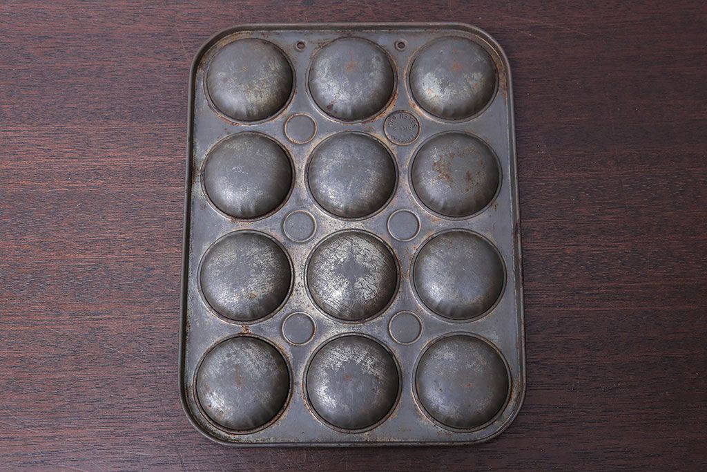 アンティーク雑貨　イギリスアンティーク　古いブリキ製　ケーキの焼き型　baking tin(ベーキング ティン)(2)