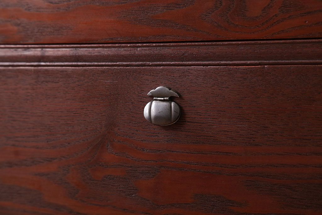 レトロ家具　アンティーク　レトロガラスがかわいいシンプルで上品な脚付きローボード