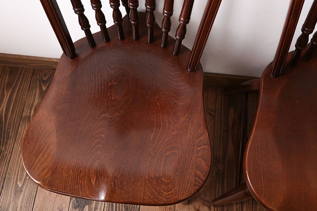 ヴィンテージ家具　秋田木工　ビンテージ品　後姿が美しいウィンザーチェア2脚セット(ダイニングチェア、ウインザーチェア)(1)
