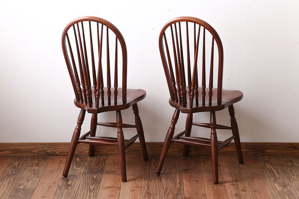 ヴィンテージ家具　秋田木工　ビンテージ品　後姿が美しいウィンザーチェア2脚セット(ダイニングチェア、ウインザーチェア)(2)