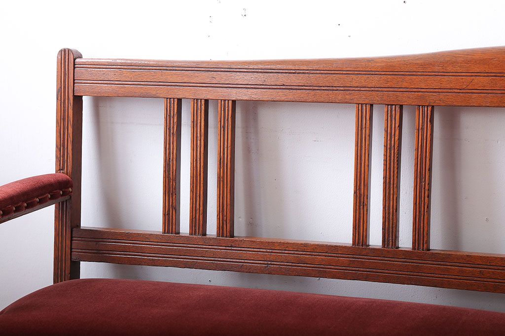アンティーク家具　イギリスアンティーク　オーク材の重厚で美しいアームベンチソファ