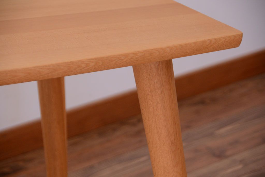 中古　柏木工　ナラ材のダイニングテーブル