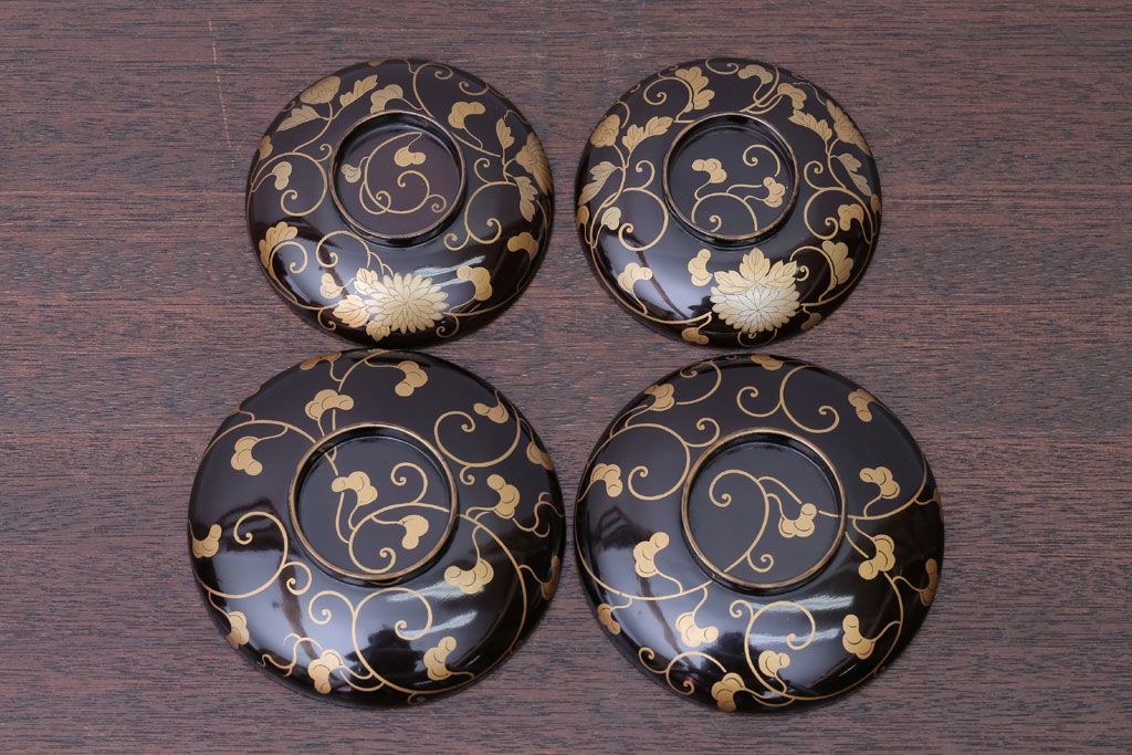 アンティーク雑貨　アンティーク　古い蒔絵の木製蓋付き椀4客