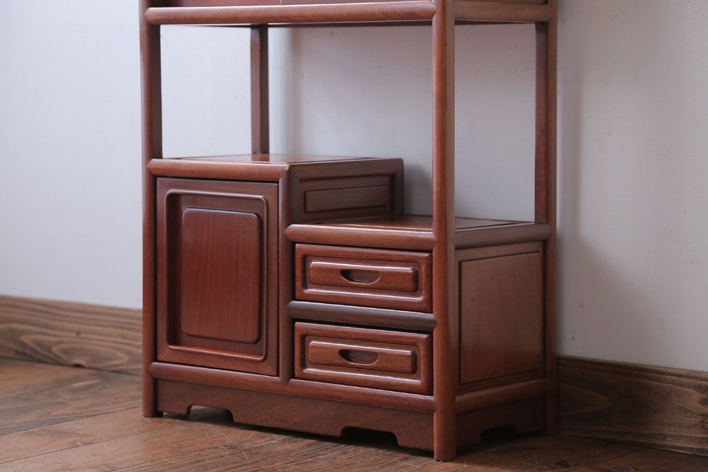 中古　民芸家具　小ぶりな唐木の飾り棚(茶棚)