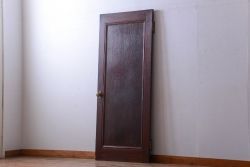 和製アンティーク　シックな深い色合いのドア