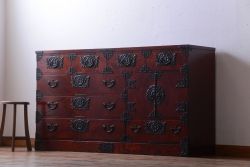 中古　伝統民芸家具 岩谷堂　横型衣装箪笥(和箪笥サイドボード)(定価約60万円)