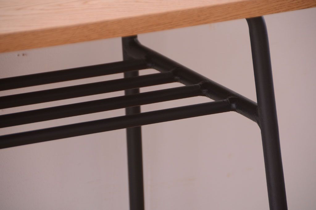 アンティーク　天板ナラ材製!　ラフジュオリジナルペイントの鉄脚リメイクテーブル(1)