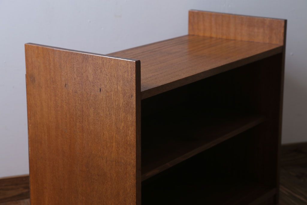 アンティーク家具　アンティーク　オープンラックの小さな収納棚(テレビ台)