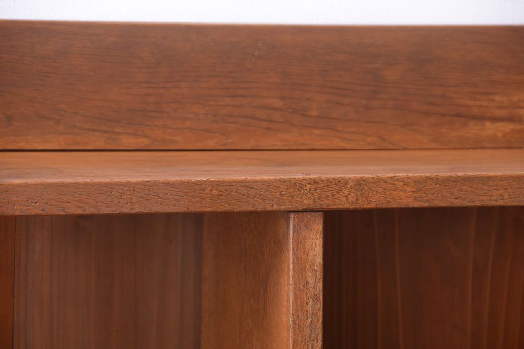アンティーク家具　和製アンティーク　ナラ材製!しっかりした作りの本棚