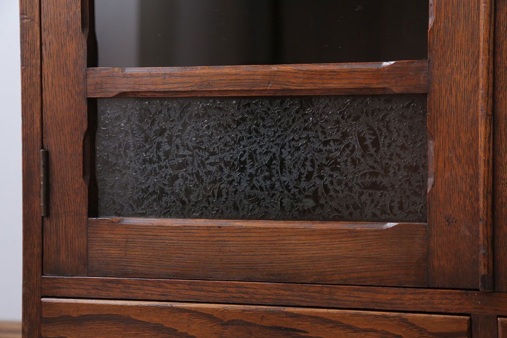 アンティーク家具　和製アンティーク　結霜ガラス使用!古い栗材製の上品な本箱