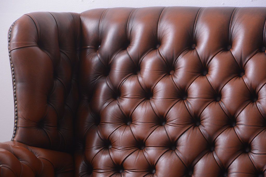 アンティーク家具　イギリスアンティーク　上品な古い高級ソファ