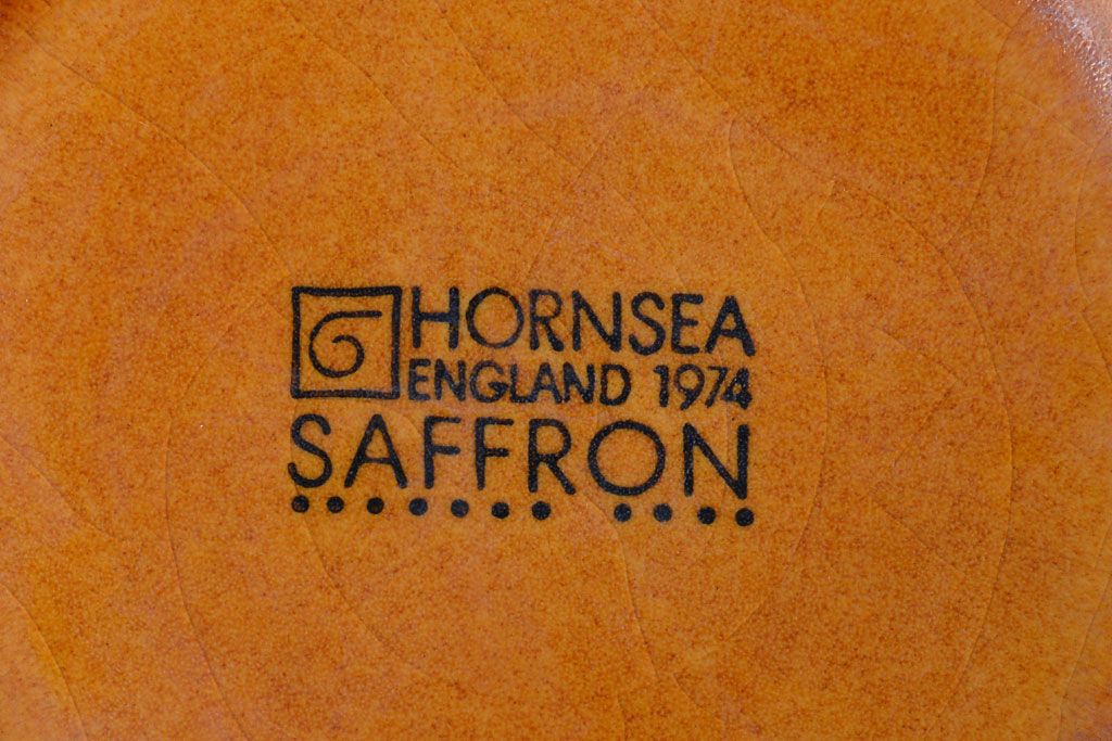イギリスビンテージ　HORNSEA(ホーンジー)　Saffron(サフラン)シリーズ　カップ&ソーサー5客、皿5枚セット