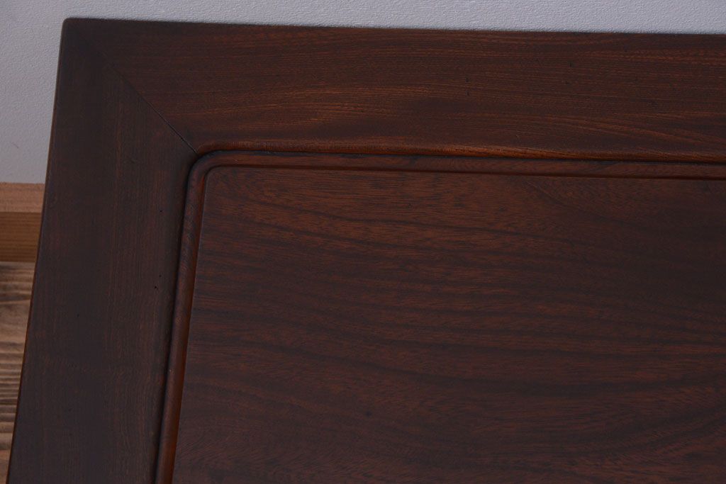 アンティーク家具　和製アンティーク　総欅材の重厚な座卓(センターテーブル)