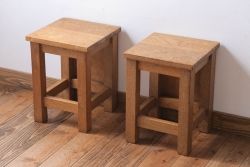 レトロ家具　昭和レトロ　古い学校の木製アンティーク角スツール2脚セット(1)