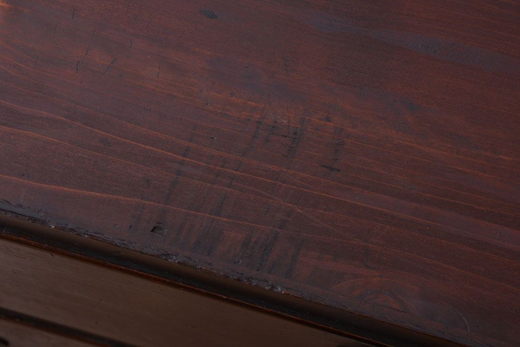 アンティーク家具　和製アンティーク　前面栗材の鉄脚付き時代箪笥ローボード(2)