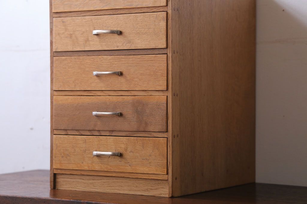レトロ家具　昭和レトロ　古いナラ材のアンティーク小引き出し