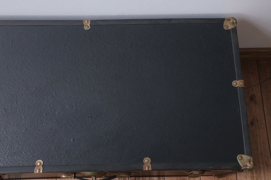 アンティーク雑貨　USビンテージ　Seward Trunk Co.(シーワード)　古いトランク