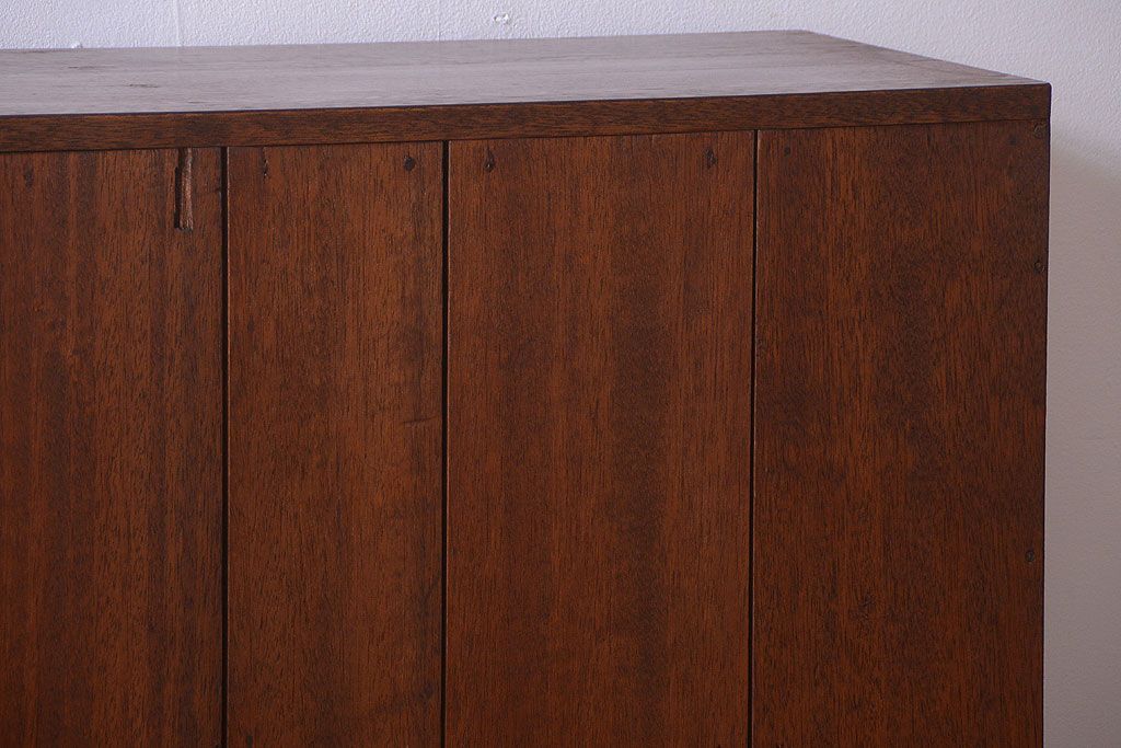 アンティーク家具　和製アンティーク　特大サイズ!古い木の重厚なアンティークマス目棚(3)