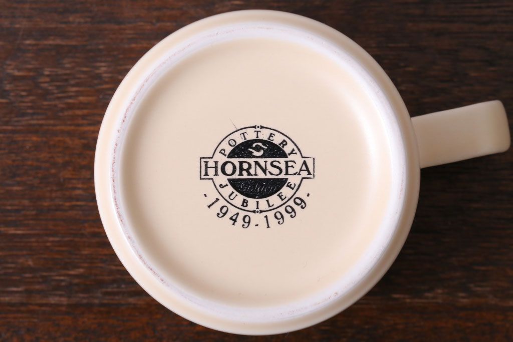 アンティーク雑貨　イギリスビンテージ　HORNSEA(ホーンジー)　Golden Jubilee(ゴールデンジュビリー)シリーズ　カップ&ソーサー3客・シュガーセット