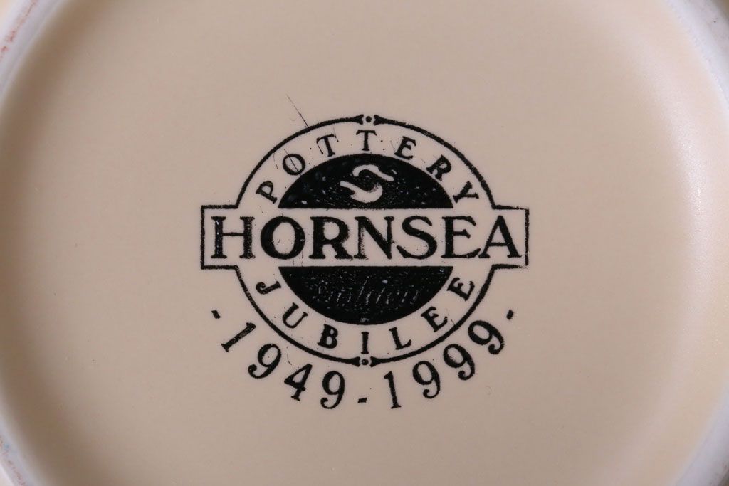 アンティーク雑貨　イギリスビンテージ　HORNSEA(ホーンジー)　Golden Jubilee(ゴールデンジュビリー)シリーズ　カップ&ソーサー3客・シュガーセット
