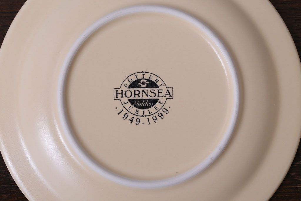 アンティーク雑貨　イギリスビンテージ　HORNSEA(ホーンジー)　Golden Jubilee(ゴールデンジュビリー)シリーズ　カップ&ソーサー3客・シュガーセット