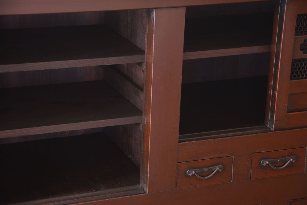 アンティーク家具　古民具・骨董　昇り引き出し付き!六尺　古い木製の高級水屋箪笥