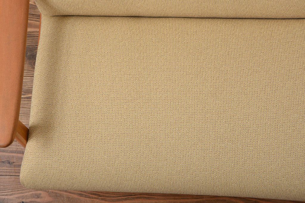 ヴィンテージ家具　ビンテージ　おしゃれな2人掛けソファ(ラブソファ)