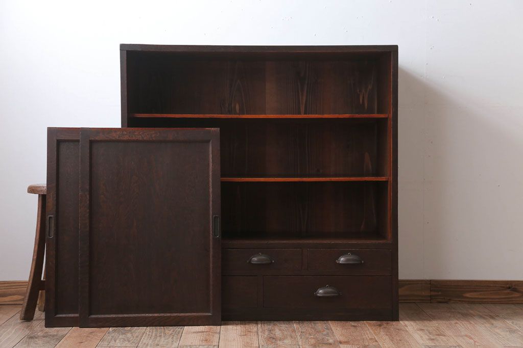 アンティーク家具　古民具・骨董　高級品!三方栗材のアンティーク収納棚