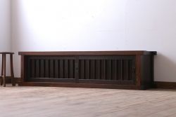 アンティーク家具　古民具・骨董　明治期　框が太く重厚なアンティーク時代箪笥ローボード