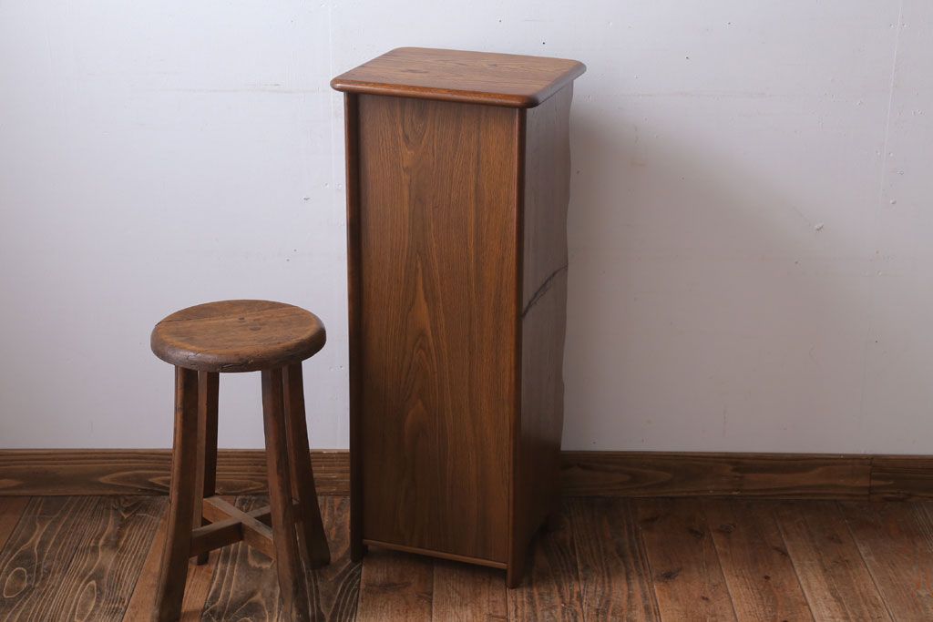 中古　カリモク　スリッパラック(電話台)