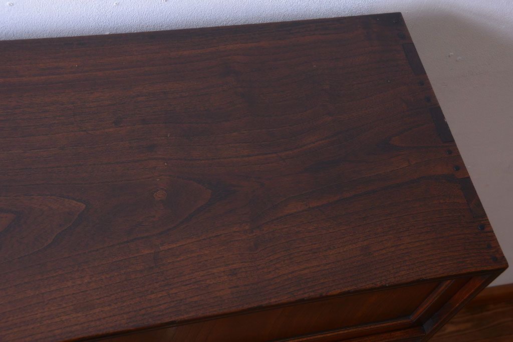 アンティーク家具　和製アンティーク　高級品!三方桑材の茶箪笥(茶棚・収納棚)