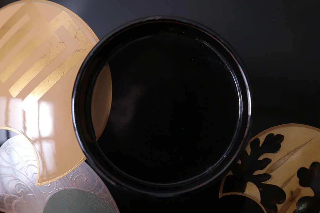 アンティーク雑貨　和製アンティーク　大正〜昭和初期　輪島塗木製蒔絵椀5客(3)