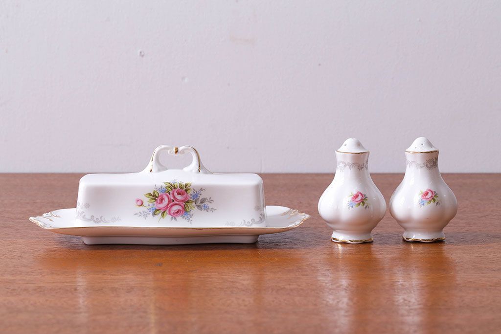 アンティーク雑貨 イギリス Royal Albert(ロイヤルアルバート) Tranquillity(トランキュリティ)シリーズ バターディッシュ・調味料入れ3点セット