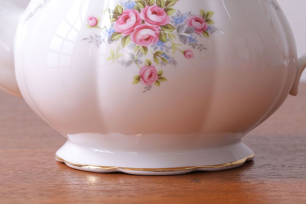アンティーク雑貨 イギリス Royal Albert(ロイヤルアルバート アンティーク雑貨 イギリス Royal Albert(ロイヤルアルバート