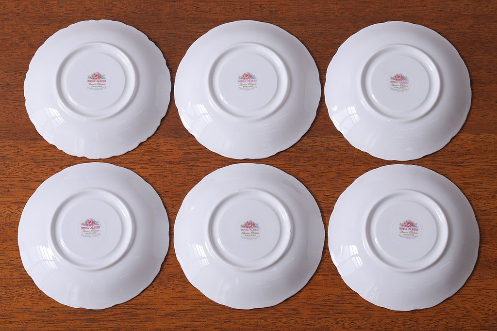 アンティーク雑貨　イギリス　Royal Albert(ロイヤルアルバート)　Tranquillity(トランキュリティ)シリーズ　カップ&ソーサー6客(洋食器)