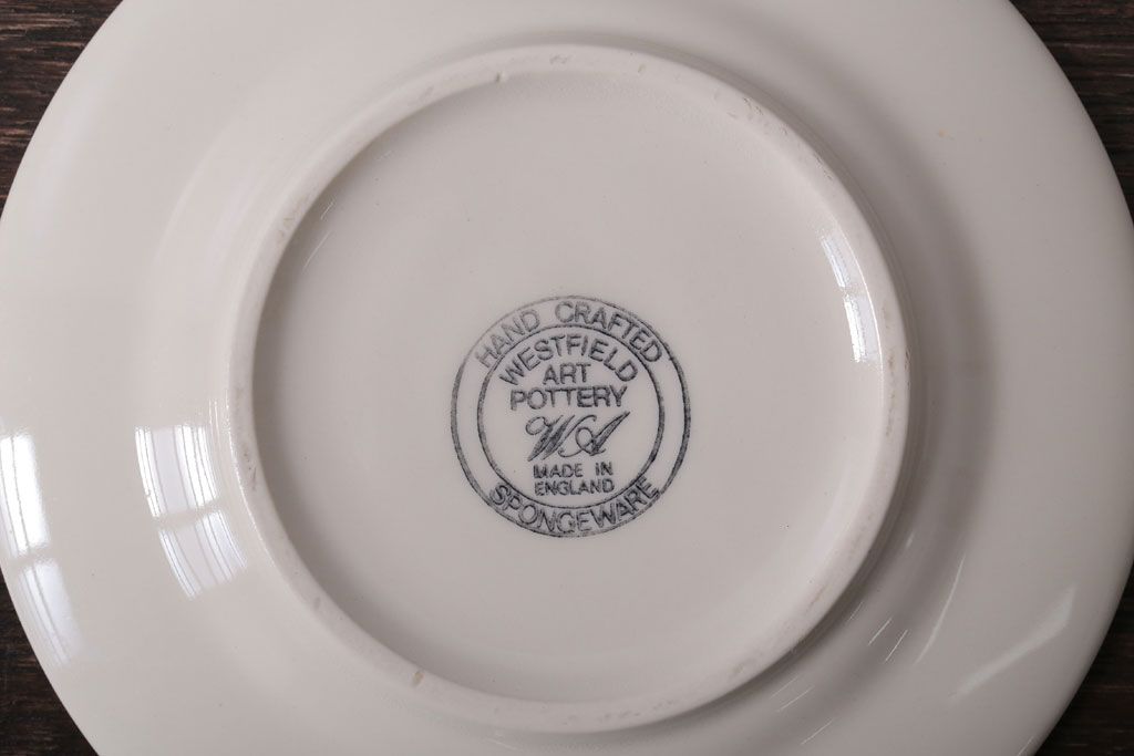 アンティーク雑貨　イギリスビンテージ　WESTFIELD ART POTTERY ポット・カップ&ソーサーなど4点(洋食器)