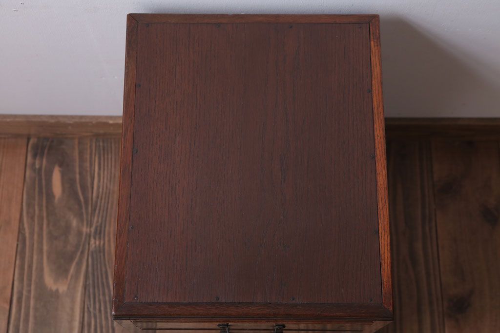 アンティーク家具　和製アンティーク　古い木製のシックな小引き出し