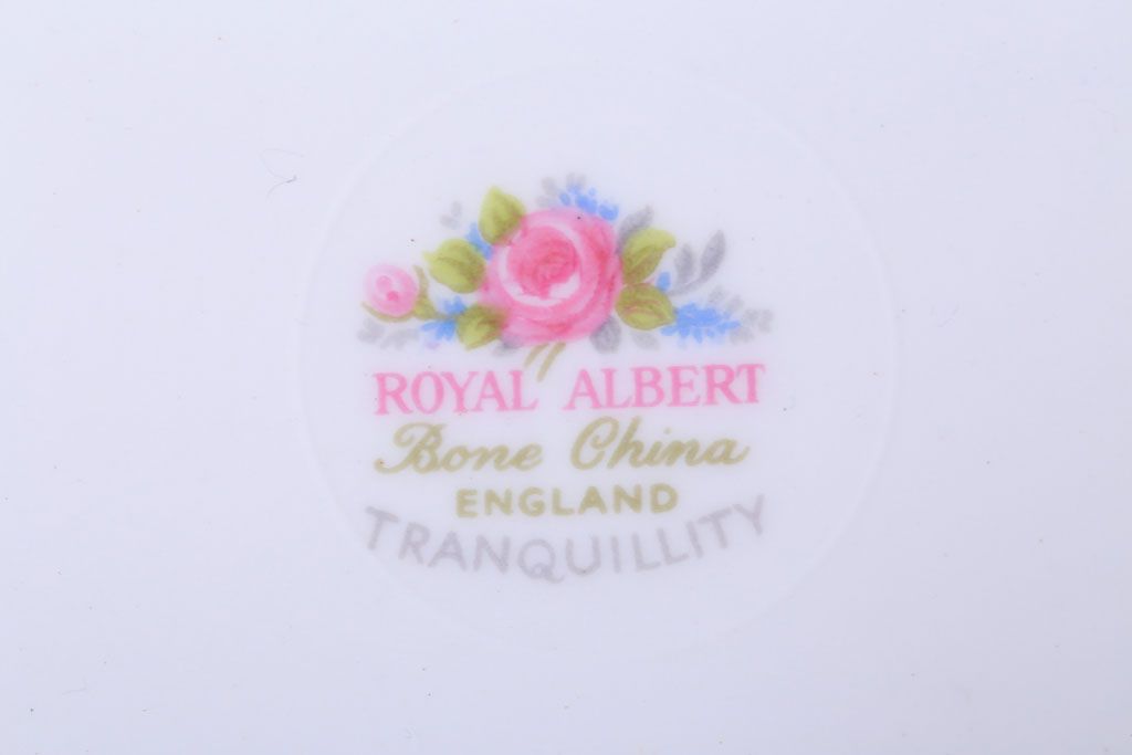アンティーク雑貨　イギリス　Royal Albert(ロイヤルアルバート)　Tranquillity(トランキュリティ)シリーズ　ディナープレート5枚(洋食器)