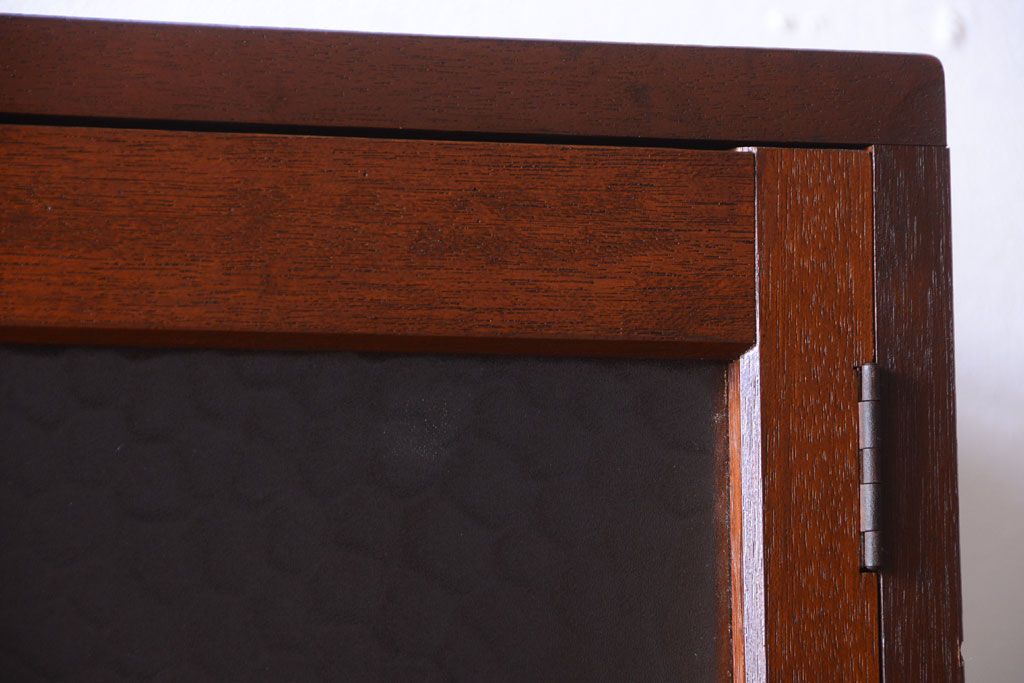 レトロ家具　昭和レトロ　レトロガラス入り!縦型アンティーク収納棚