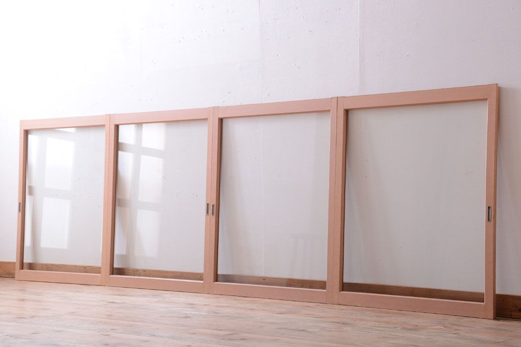昭和レトロ　ペイントがかわいいアンティークガラス戸4枚セット(窓)(1)