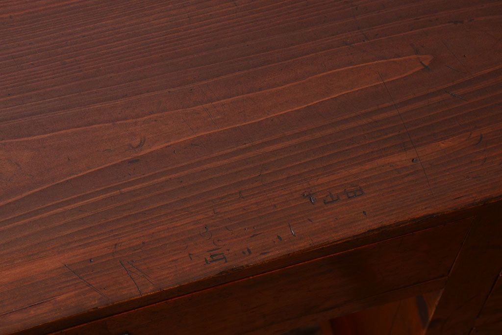 レトロ家具　和製アンティーク　古い木製のレトロな片袖机(勉強机・デスク)