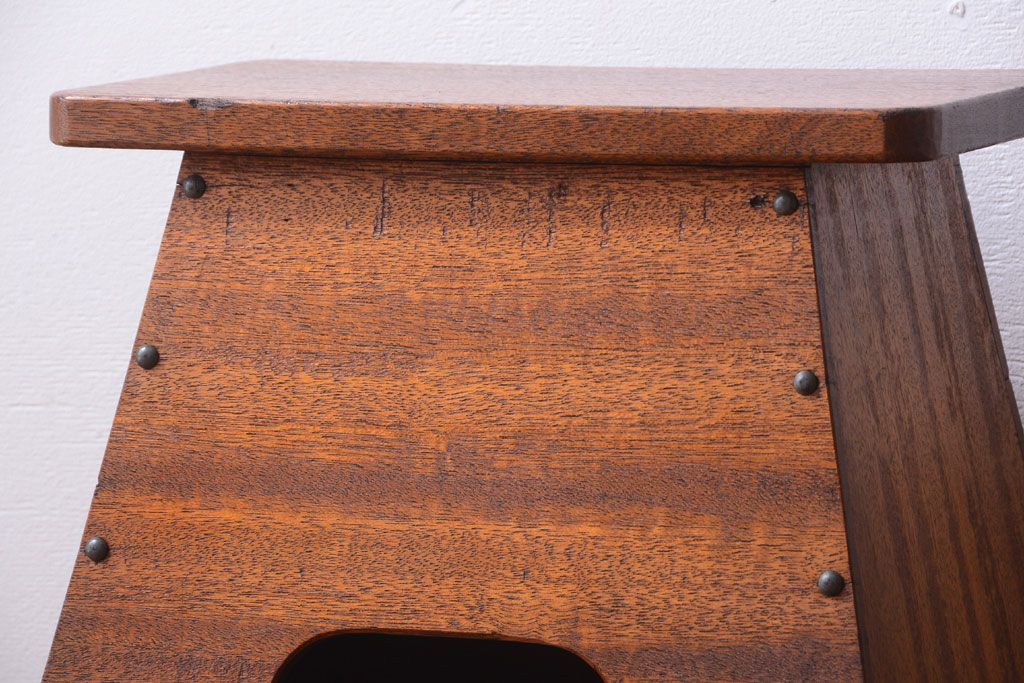 アンティーク雑貨　昭和レトロ　古い木のアンティーク踏み台
