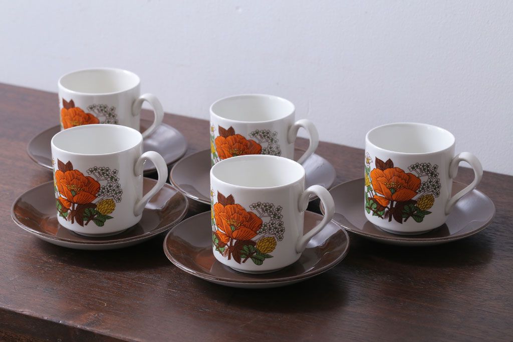 イギリスビンテージ　MARKS&SPENCER(マークス&スペンサー)　POPPIES(ポピーズ)シリーズ　カップ&ソーサー5客セット(洋食器)