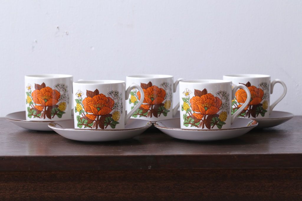イギリスビンテージ　MARKS&SPENCER(マークス&スペンサー)　POPPIES(ポピーズ)シリーズ　カップ&ソーサー5客セット(洋食器)